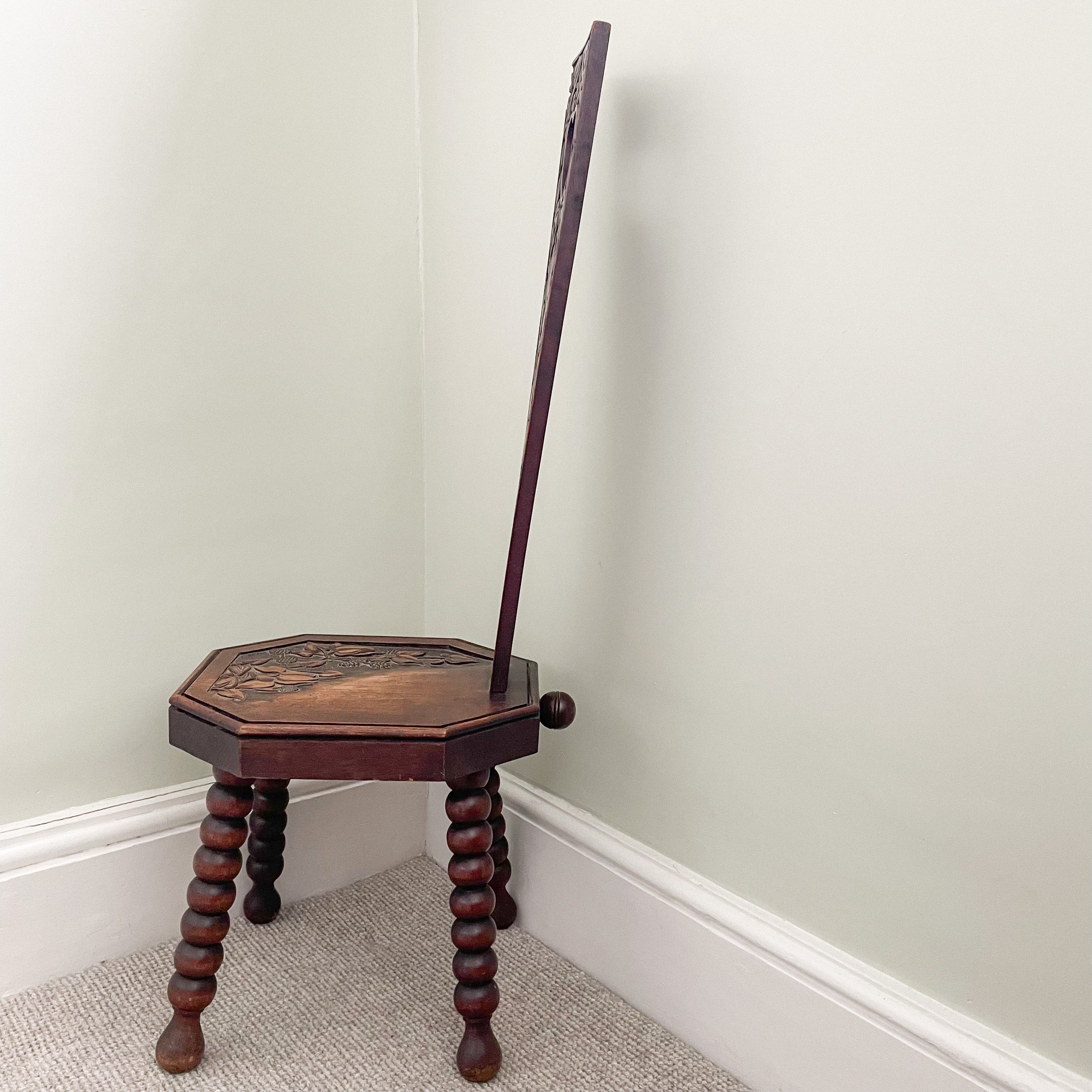 Vintage hand-carved wooden spinning chair or ‘Welsh love seat’ with bobbin-turned legs - Moppet