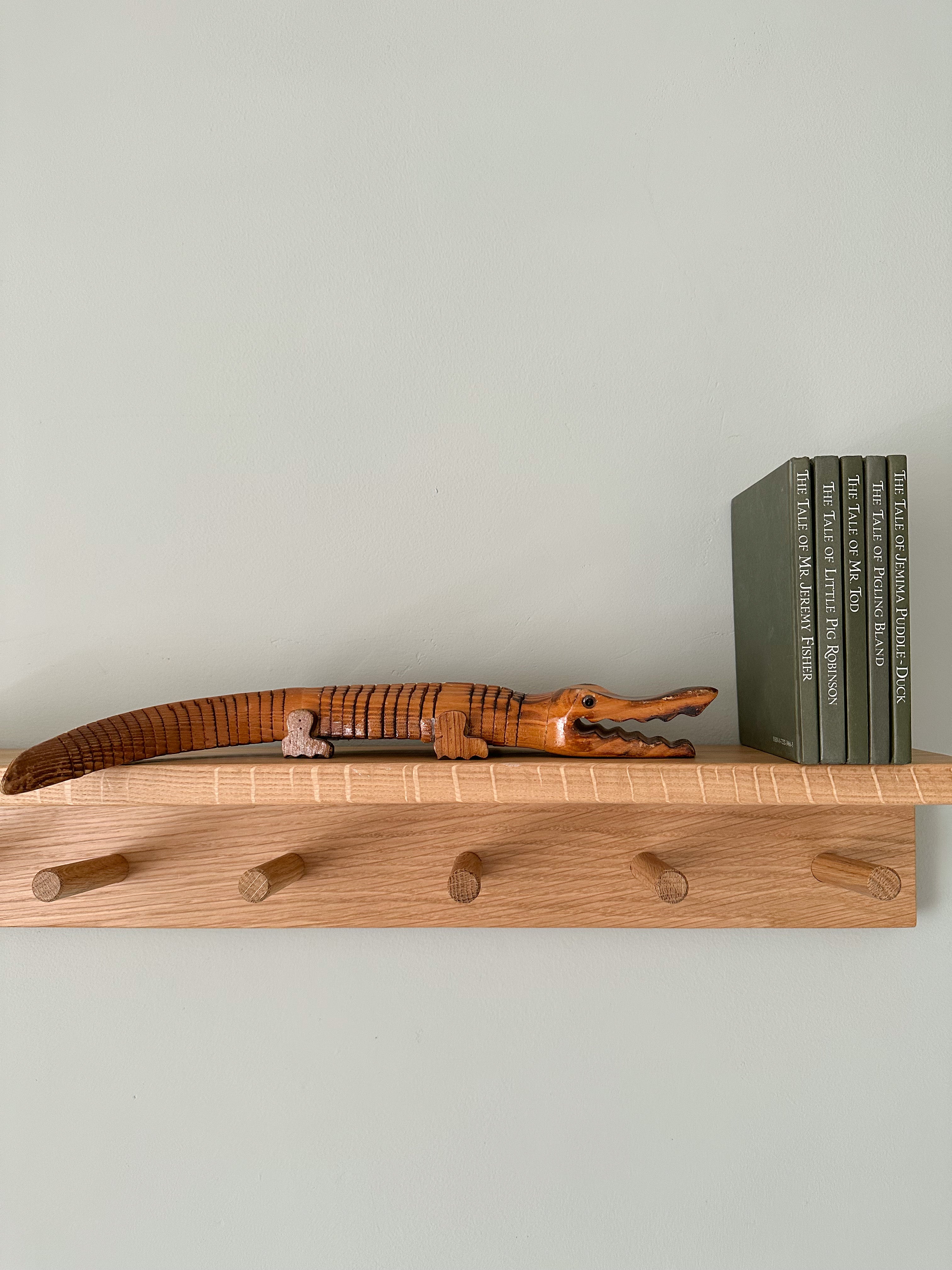 Vintage hand-carved articulated wooden crocodile - Moppet