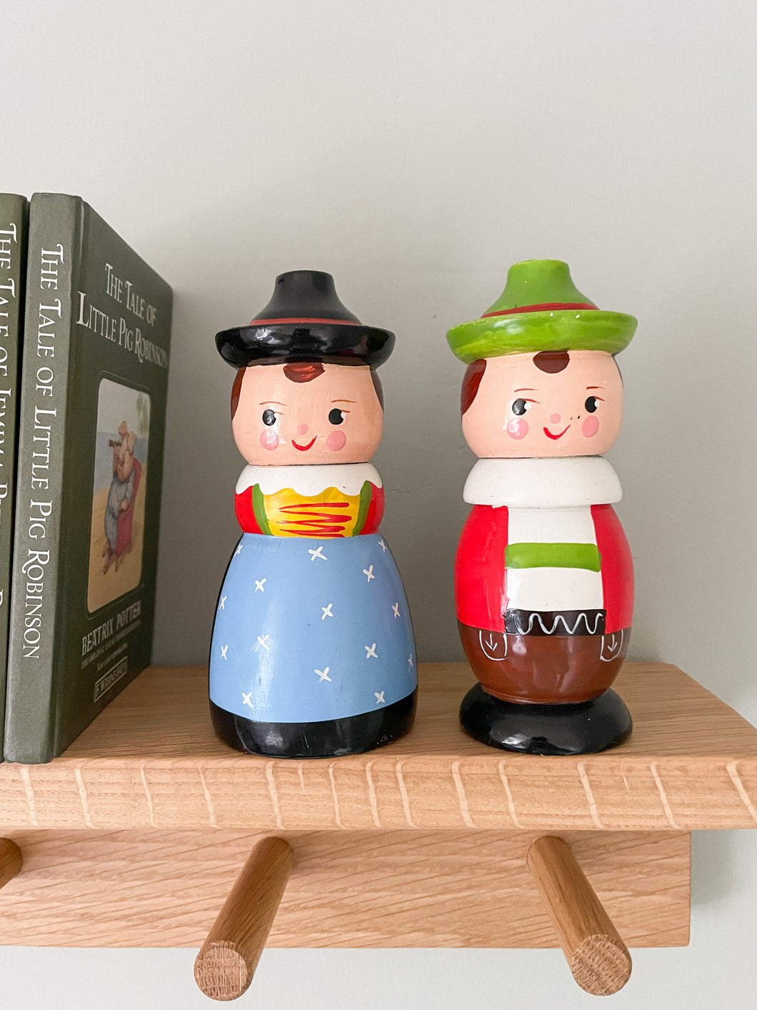Pair of vintage Italian wooden folk art hand-painted lidded doll pots, a man and a woman, by Sevi 1831 - Moppet