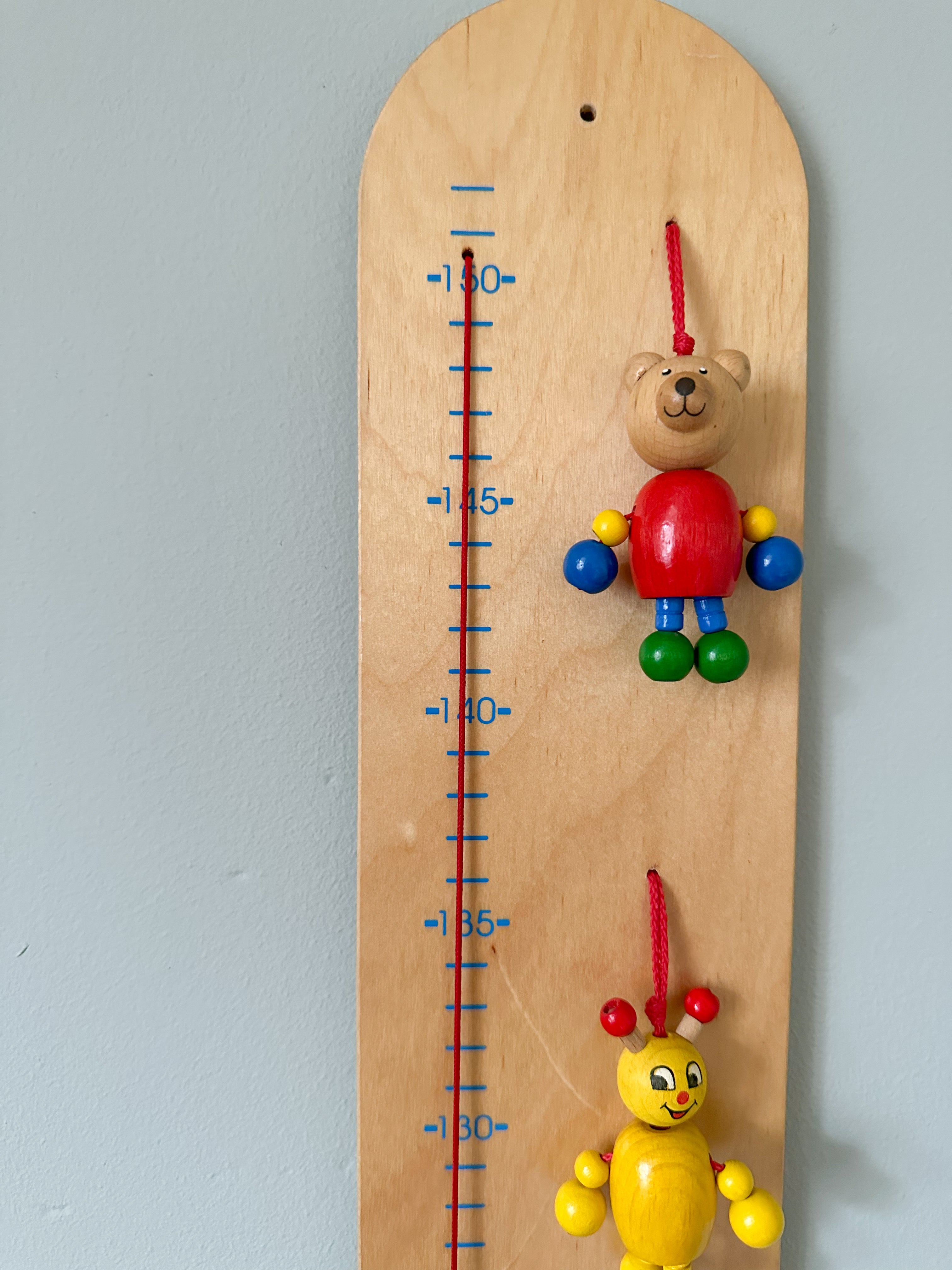 Vintage German beaded character height chart / growth chart / measuring stick, featuring teddy, bugs, frog - Moppet