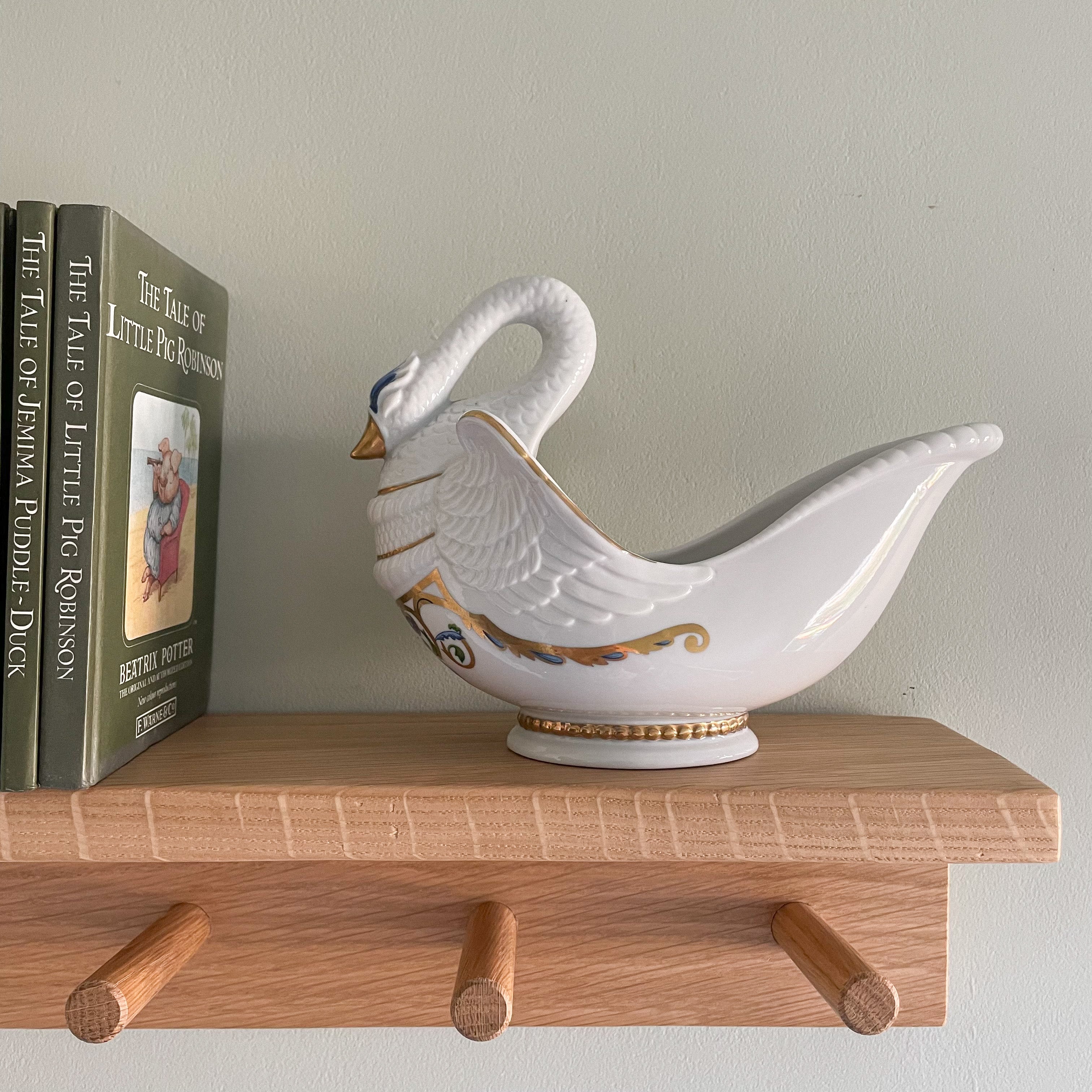 Vintage porcelain swan trinket dish, Elizabeth Arden for the Orient Express - Moppet