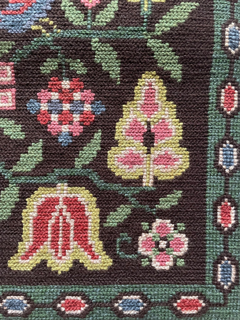 Vintage mid-century Swedish wall-hanging tapestry in tulip design, hand woven Flemish weave twist stitch - Moppet