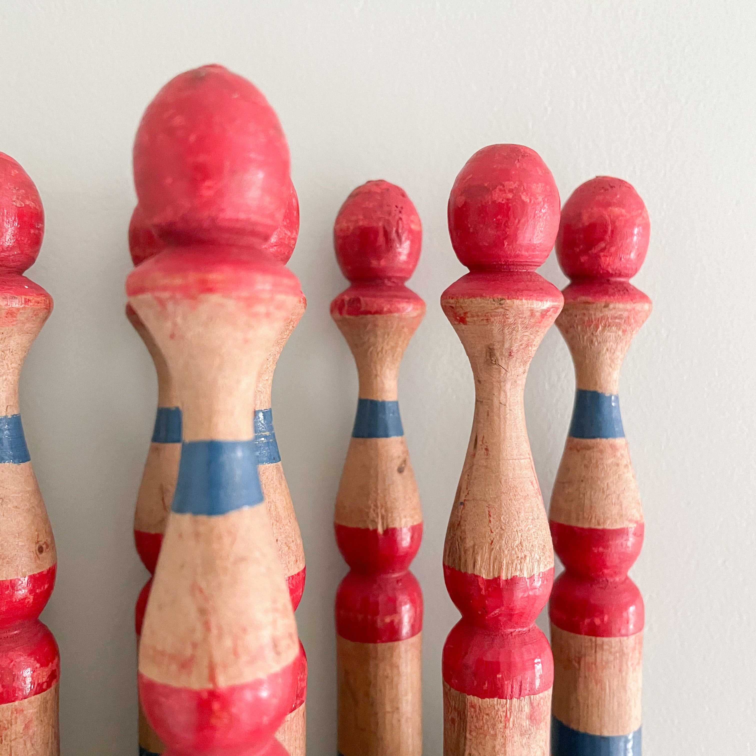 Vintage French wooden skittles in red and blue stripes - Moppet