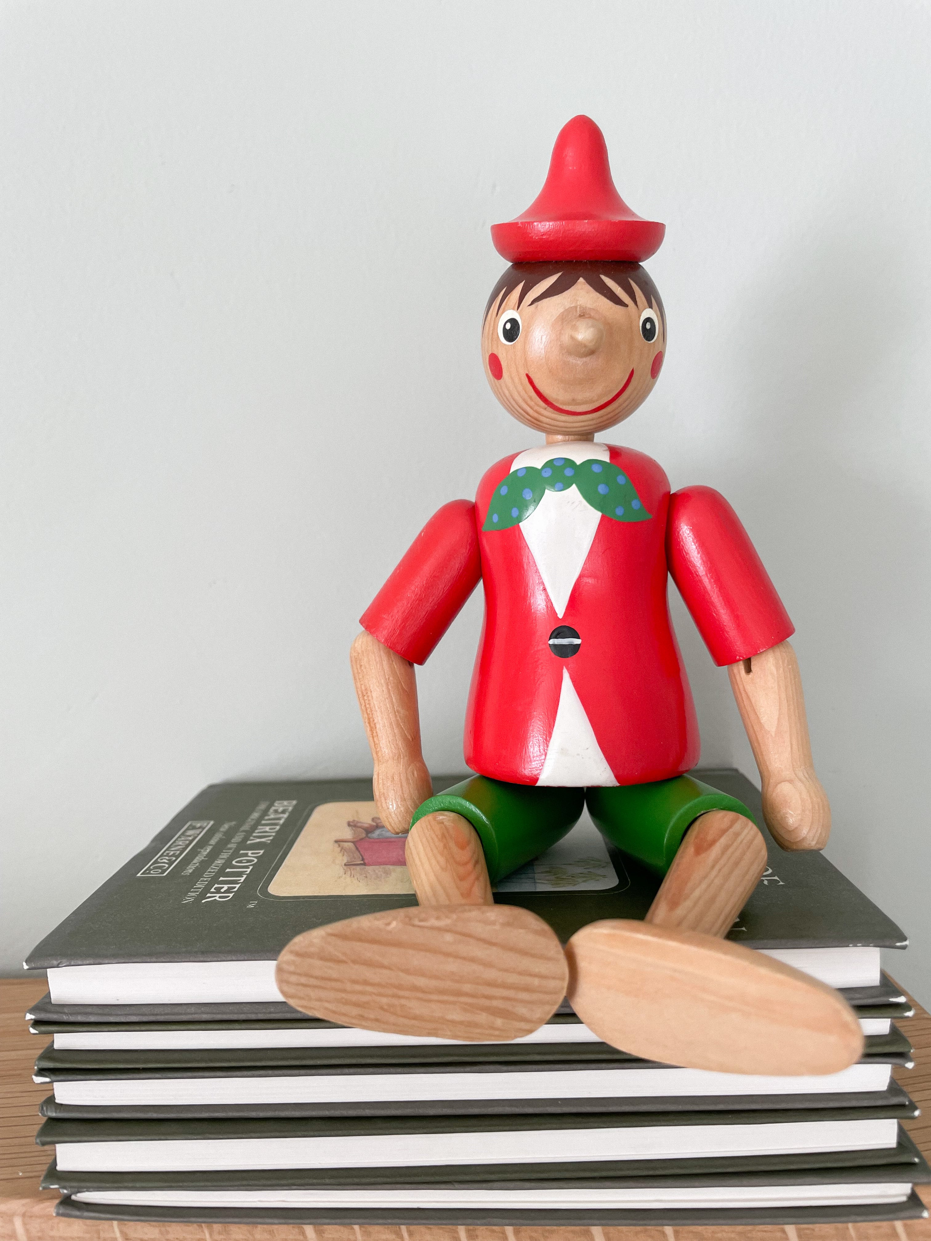 Vintage Italian wooden articulated wooden Pinocchio, by Sevi 1831 - Moppet