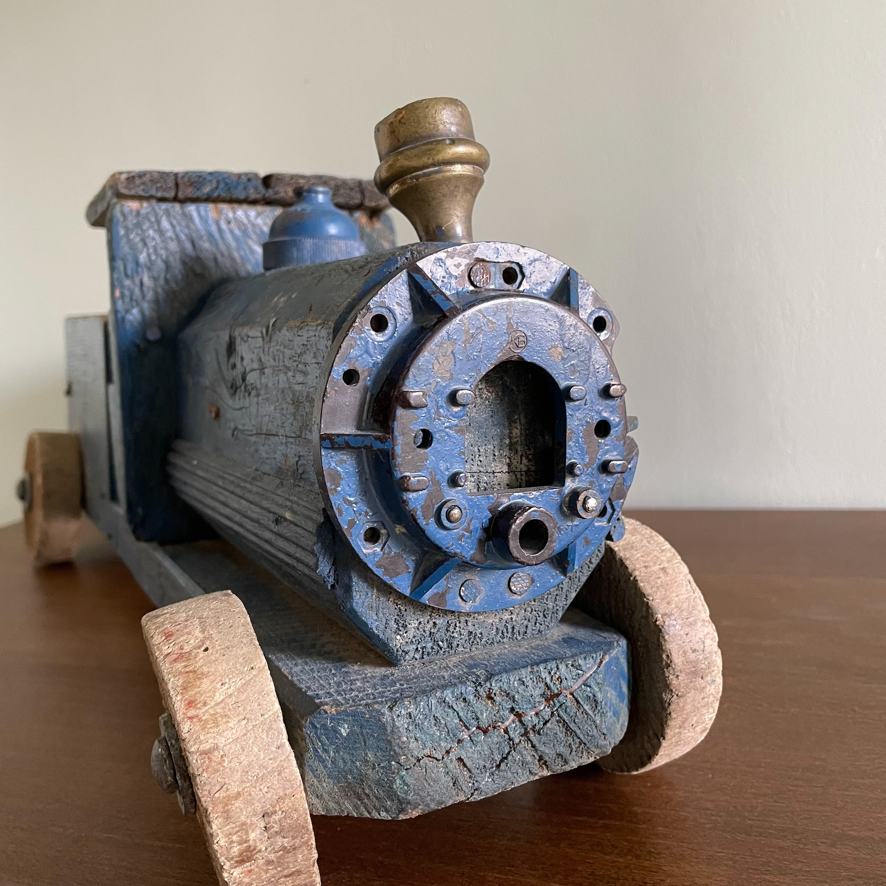 Vintage wooden scratch-built large blue train - Moppet