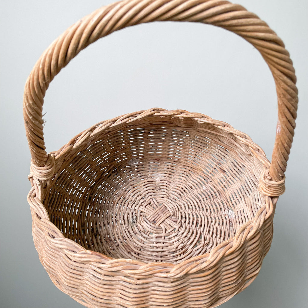 Large vintage wicker basket, Easter basket - Moppet