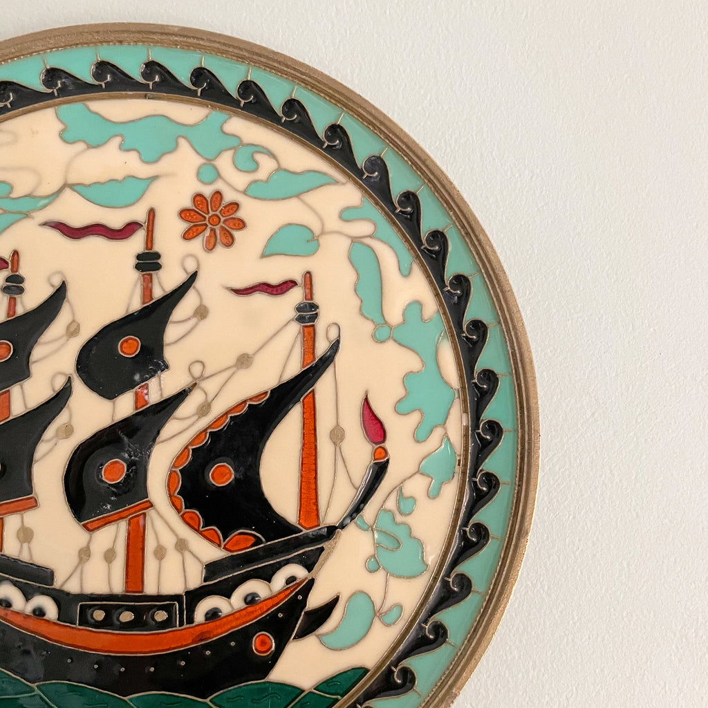 Vintage brass enamelled plate featuring a ship - Moppet