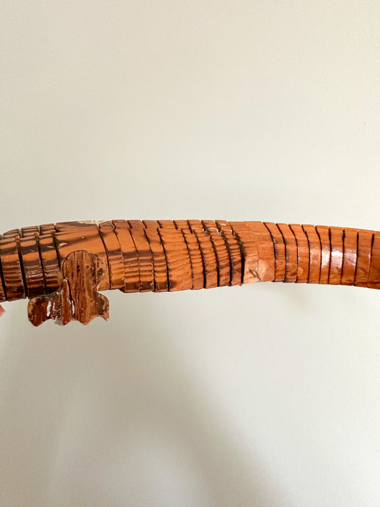 Vintage hand-carved articulated wooden crocodile - Moppet