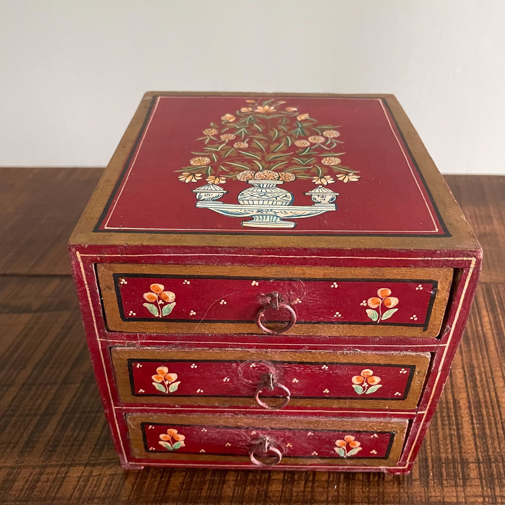 Vintage wooden folk art jewellery chest or trinket box with floral design - Moppet
