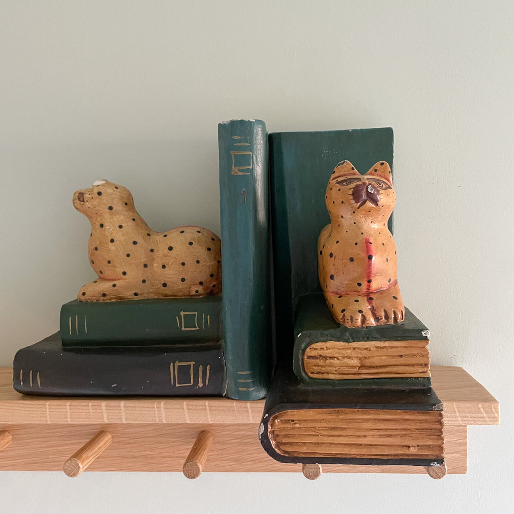 Pair of vintage wooden spotty leopard big cat bookends - Moppet