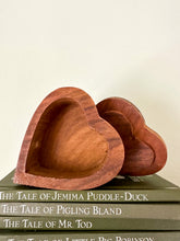 Load image into Gallery viewer, Vintage hand-carved wooden heart-shaped lidded trinket box - Moppet
