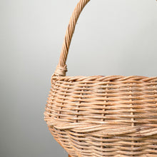 Load image into Gallery viewer, Large vintage wicker basket, Easter basket - Moppet
