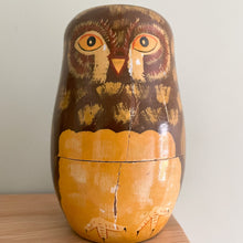 Load image into Gallery viewer, Vintage wooden nesting owl Russian Matryoshka dolls - Moppet
