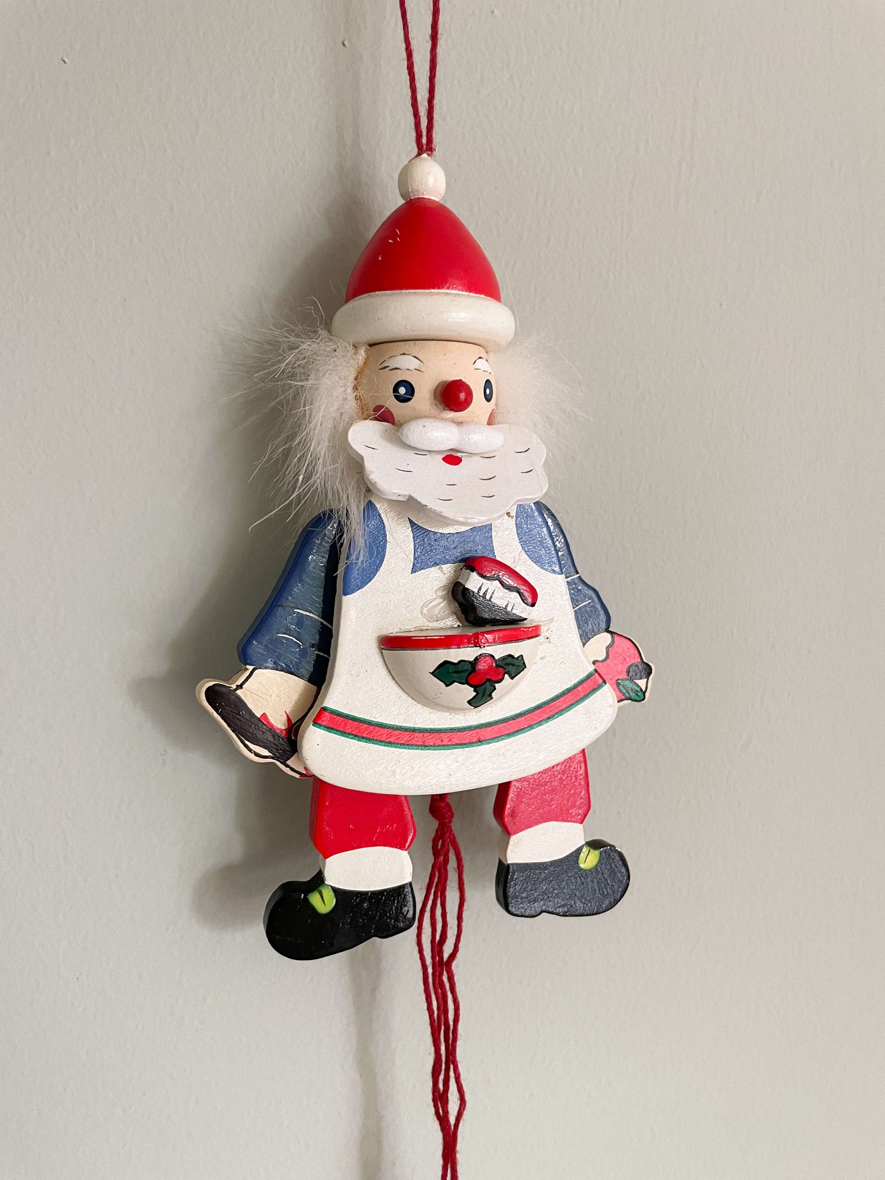 Vintage German wooden Father Christmas ‘Hampelmann’ jumping-jack pull toy - Moppet
